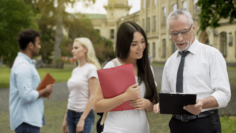 Do Professors talk about their Students?