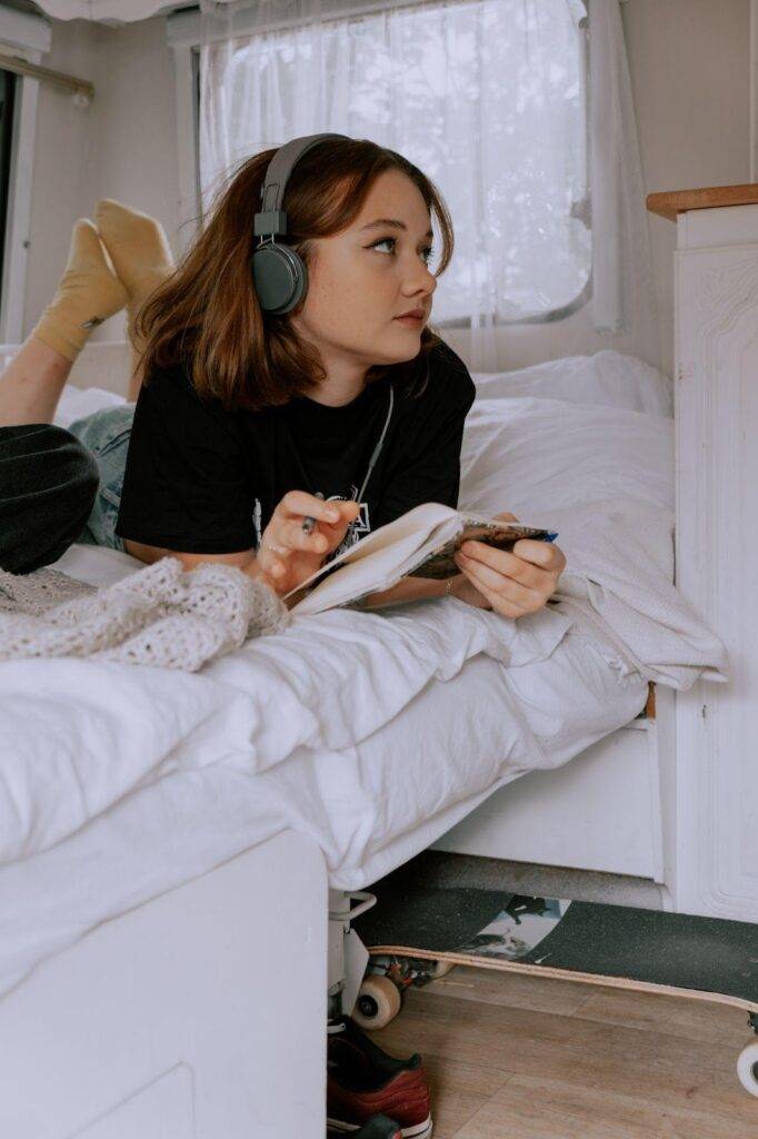 How long is a mini-essay? - Mini literature review length