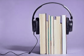 10+ Audiobooks for Learning the French Language