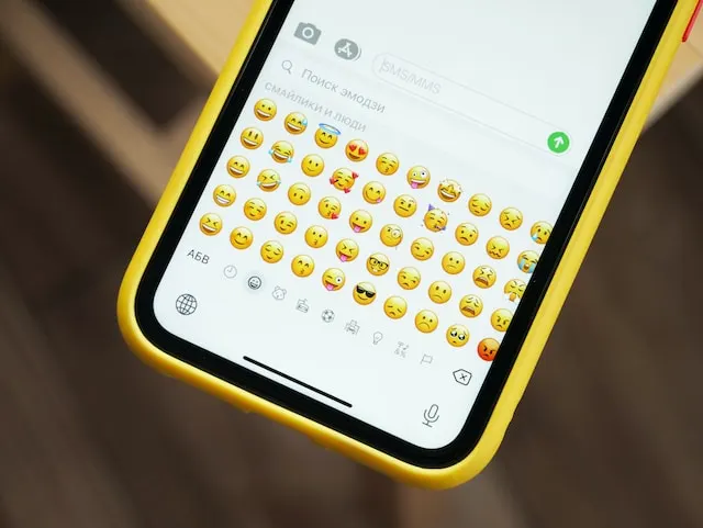 How to Play Instagram Emoji Game