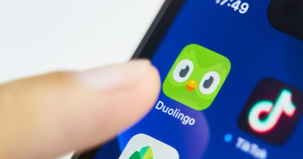 I have not learned all the languages on this platform. Thus, I know how many units are there in the languages I have learned. But this does not mean I can't help you. Here, I have discussed how many units are there in each Duolingo language.