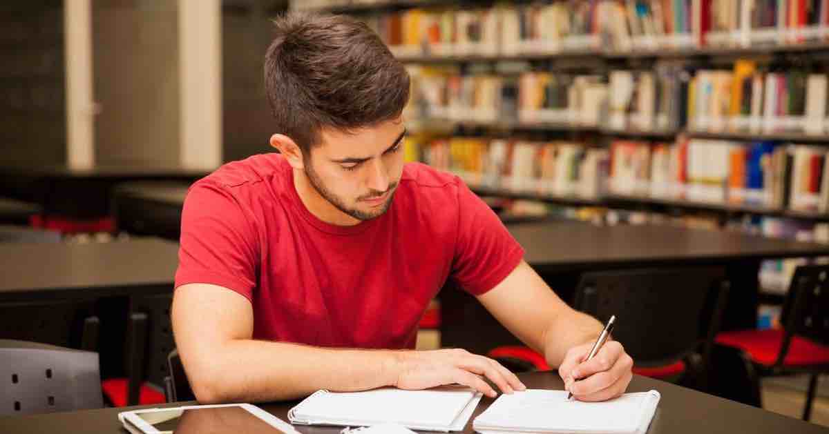 Academic Writing 101: Tips and Tricks for College Students