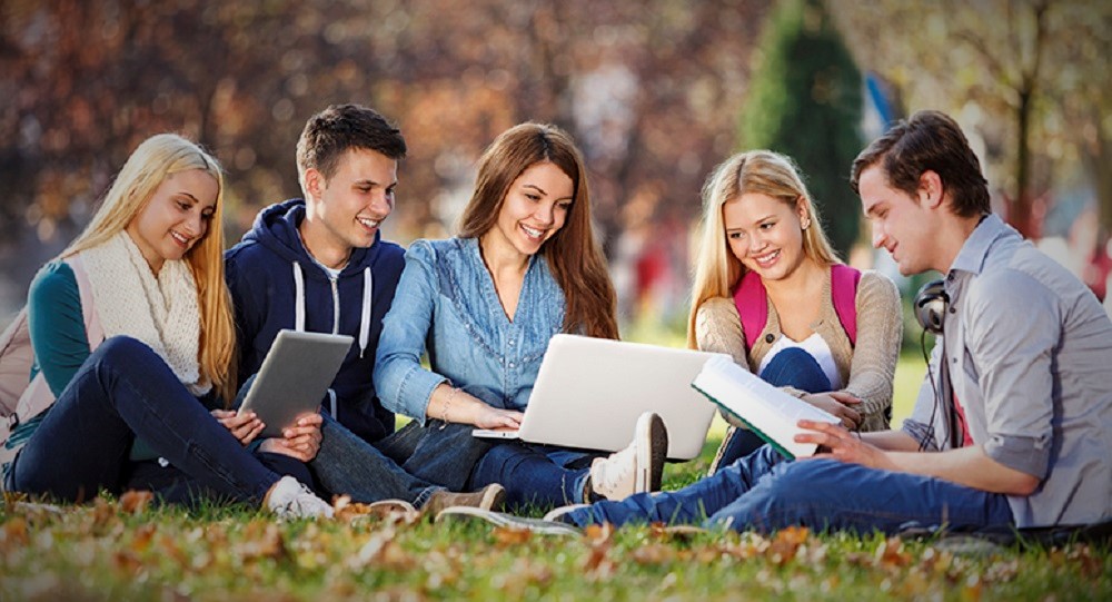 10 Tips to Stay Motivated for GCSEs and A-Levels