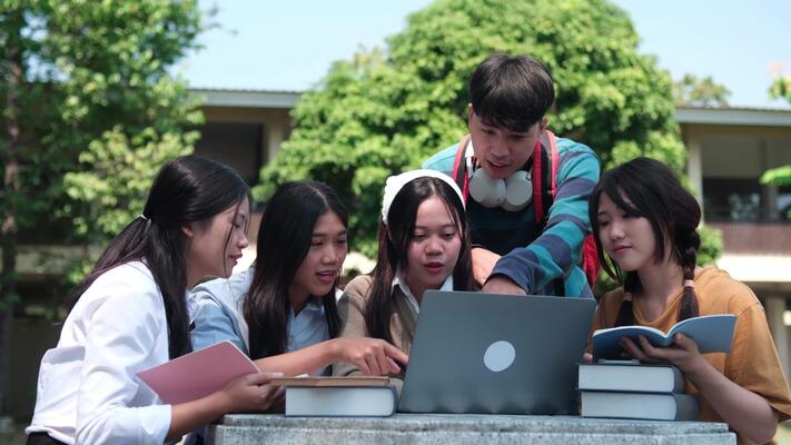 List of Top 15 Easiest A-levels (& Which Are Good For You?)